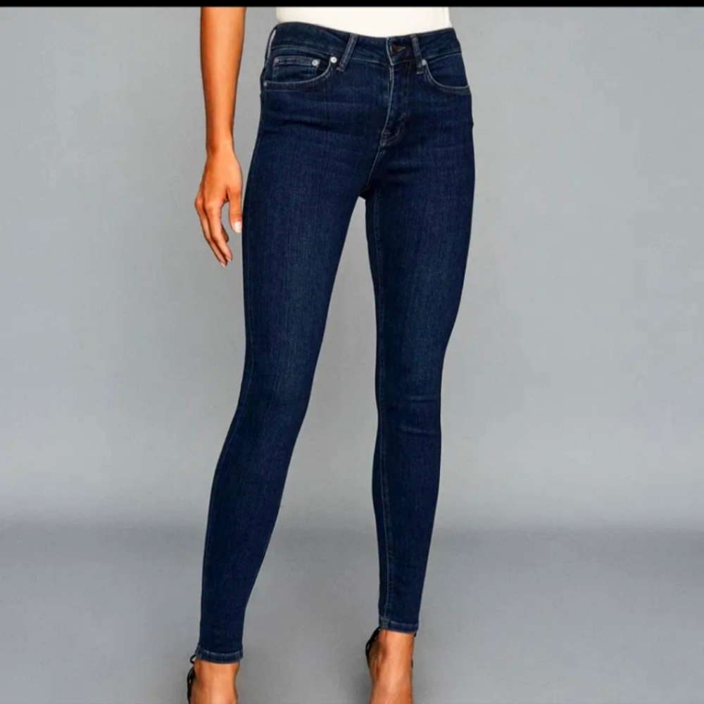 REISS Lux Washed Mid Rise Skinny Jeans Size 26✨